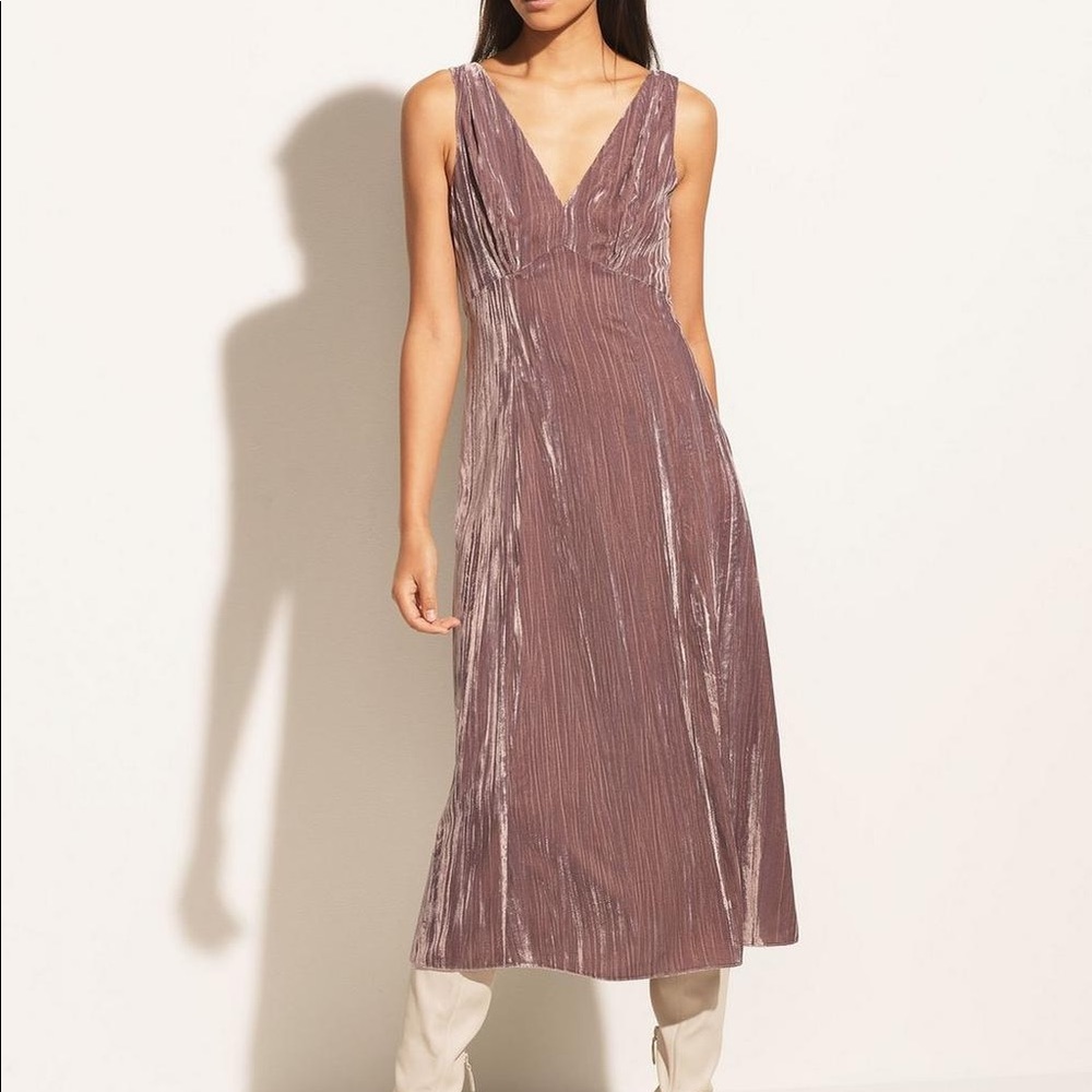 Vince Pink V-neck Velvet Dress Size 0 NWT